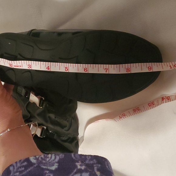 Totes 3 calf boots,black nylon patent accent, side zip. Not worn - Picture 15 of 16